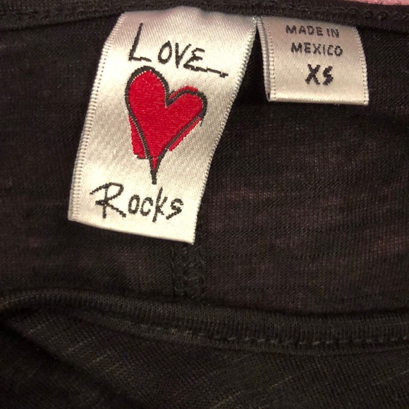Love rocks high low kiss crop top - Picture 6 of 6
